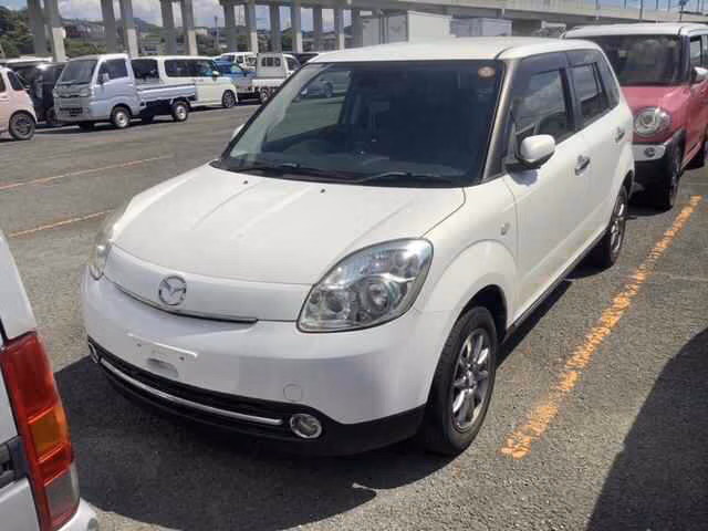 MAZDA VERISA