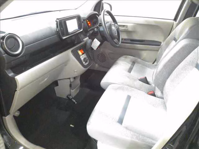 DAIHATSU BOON