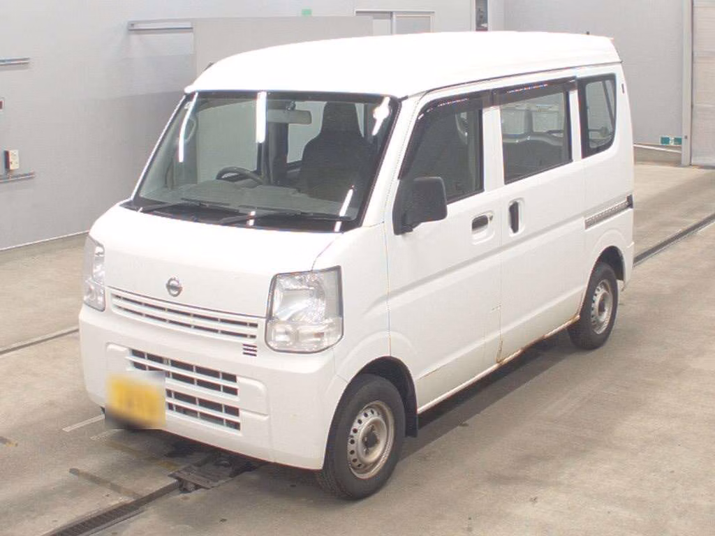 NISSAN NV100 CLIPPER