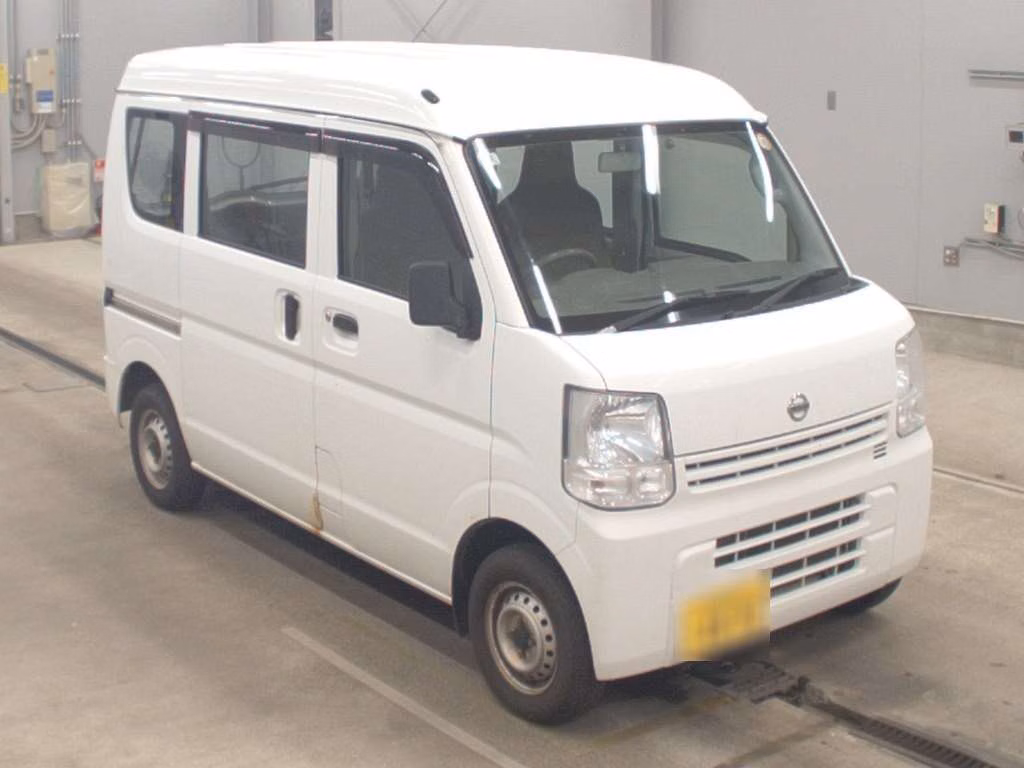 NISSAN NV100 CLIPPER