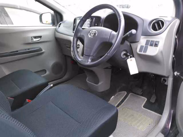 TOYOTA PIXIS EPOCH