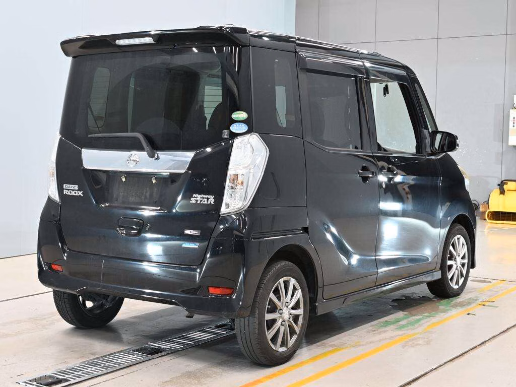 NISSAN DAYZ ROOX