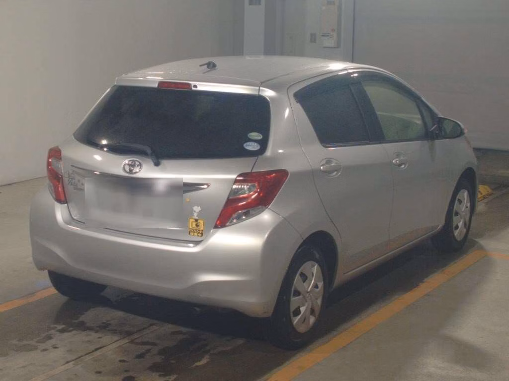 TOYOTA VITZ