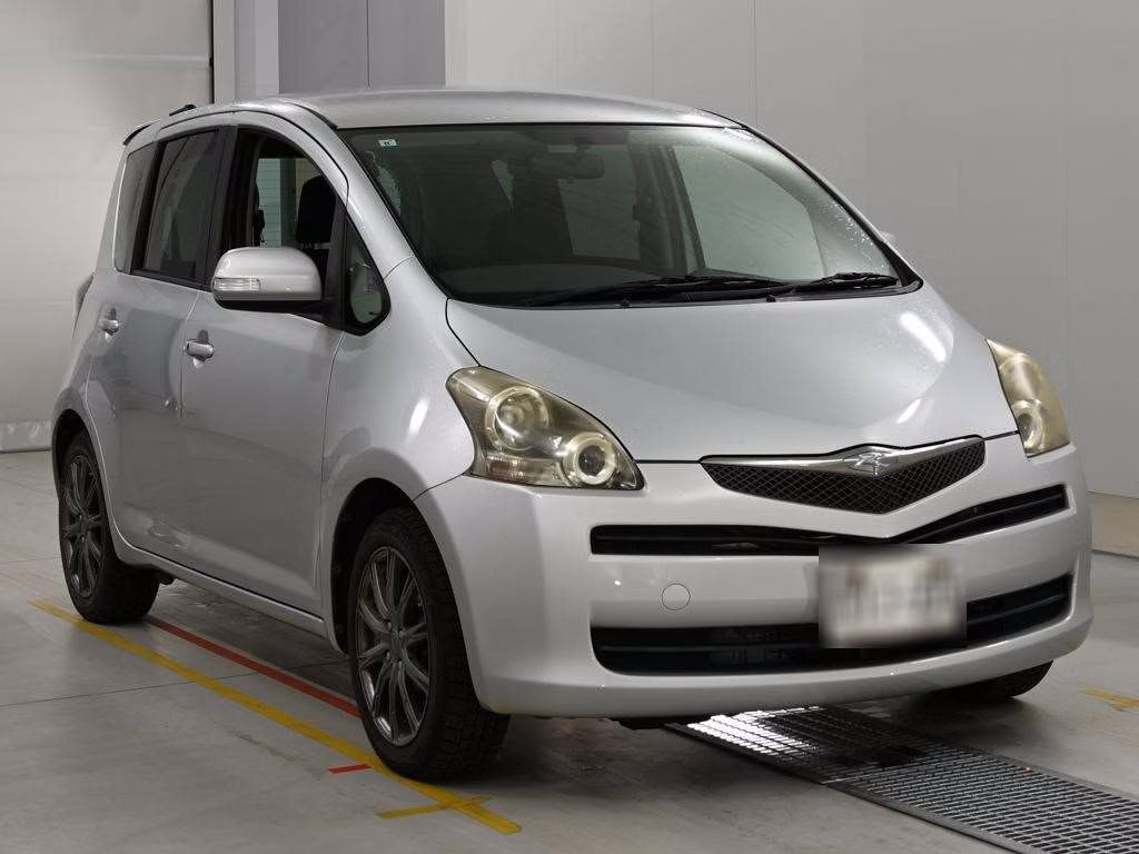 TOYOTA RACTIS