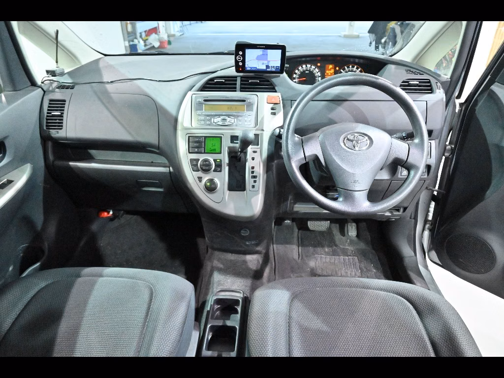 TOYOTA RACTIS