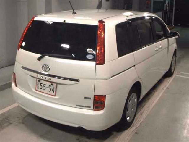 TOYOTA ISIS