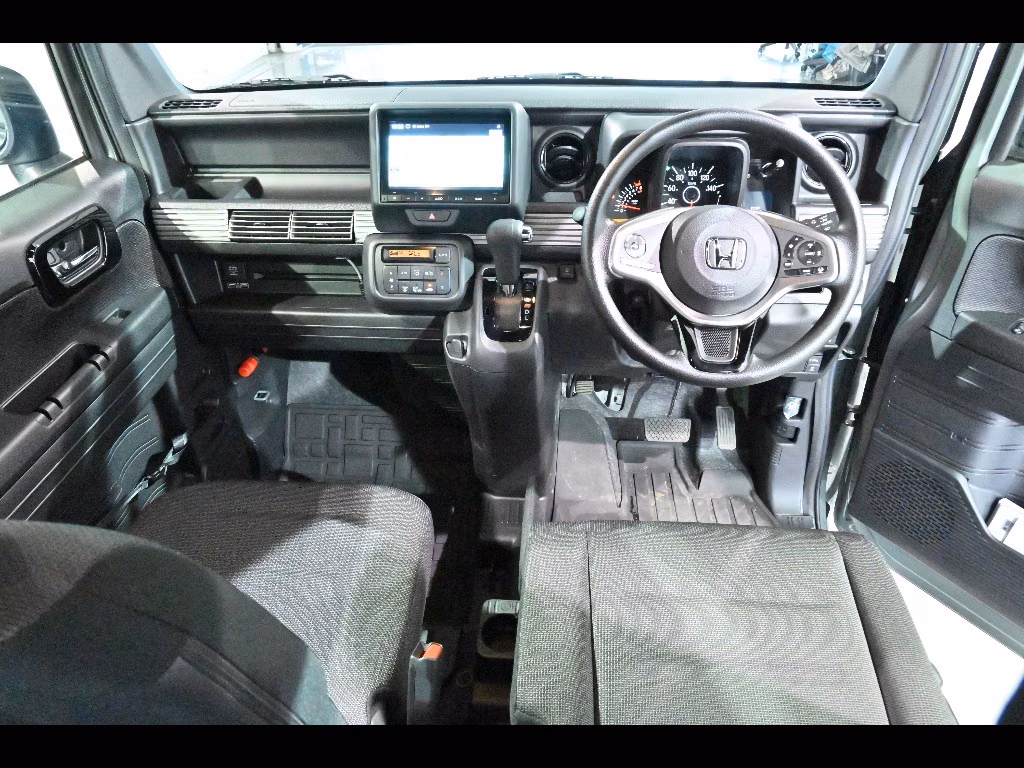HONDA N-VAN