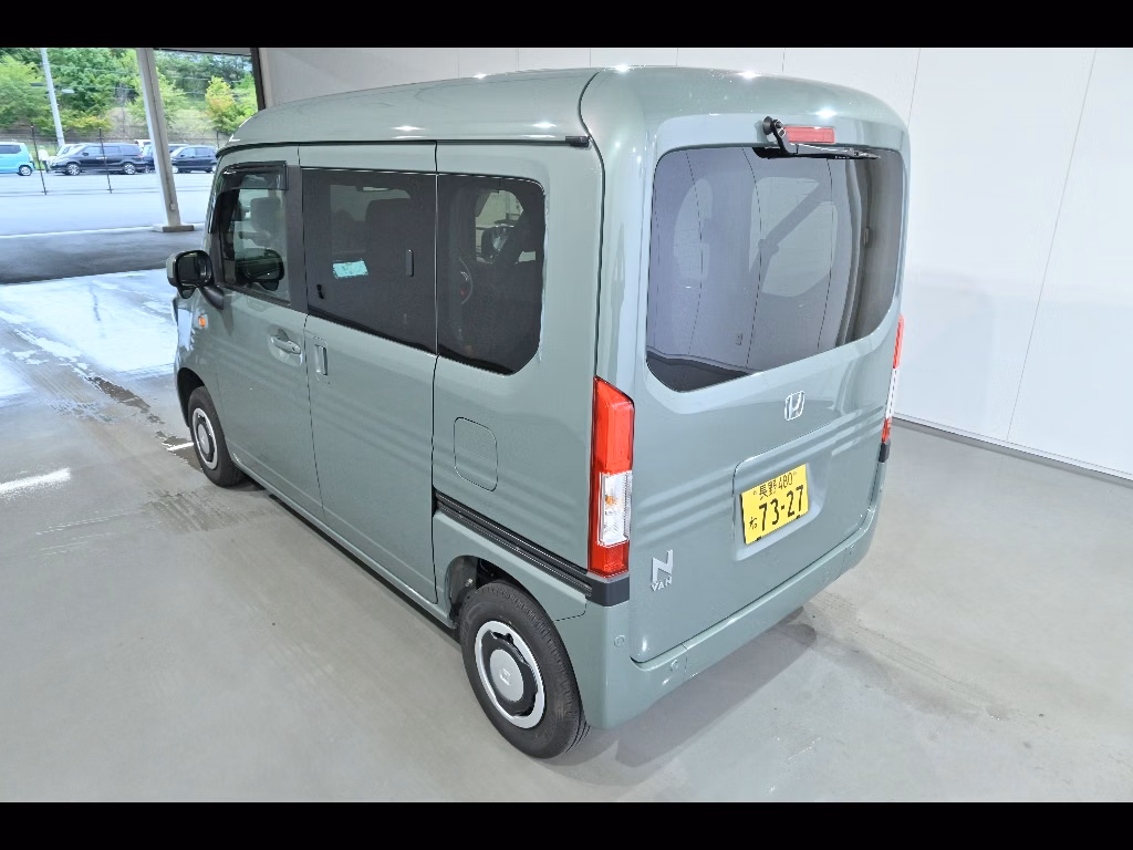 HONDA N-VAN