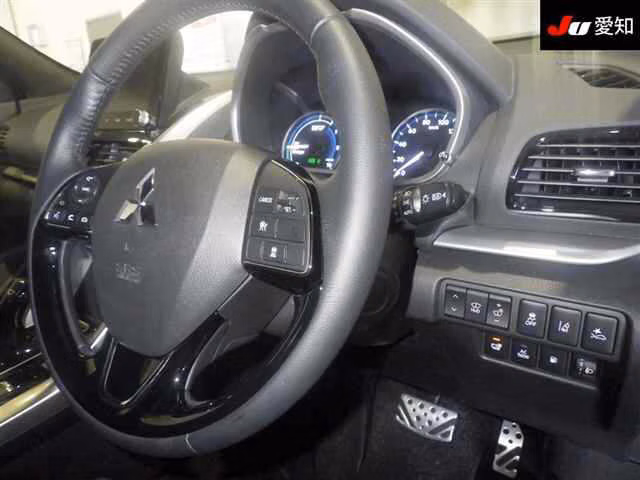 MITSUBISHI ECLIPSE CROSS