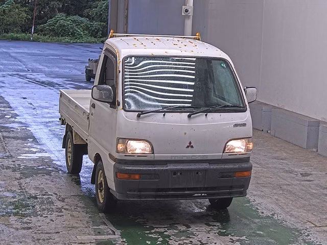 MITSUBISHI MINICAB