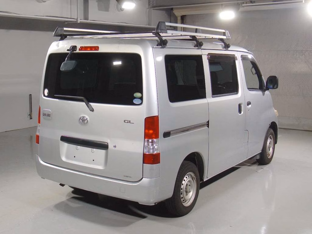 TOYOTA LITE ACE