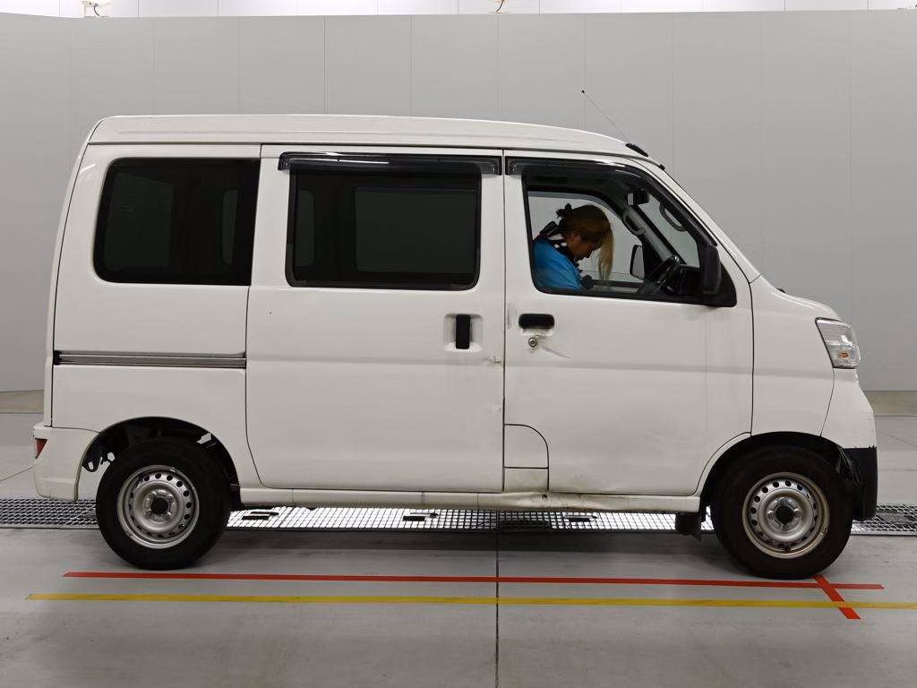 SUBARU SAMBAR