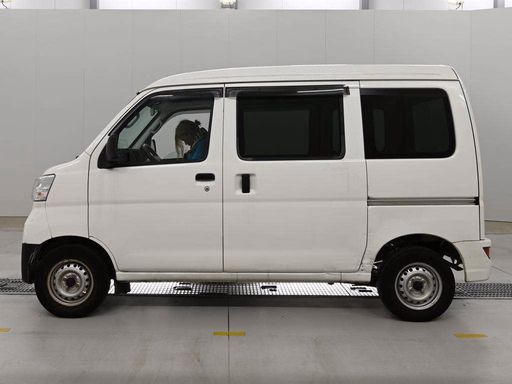 SUBARU SAMBAR