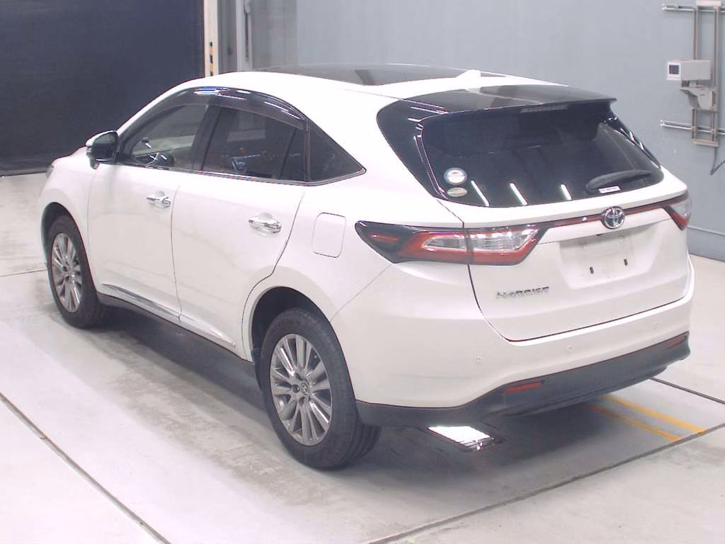 TOYOTA HARRIER
