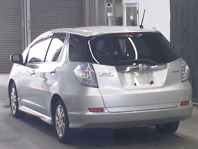 HONDA FIT SHUTTLE