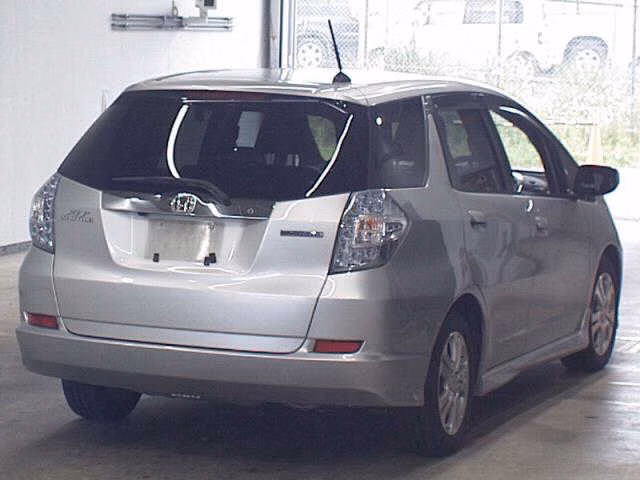 HONDA FIT SHUTTLE