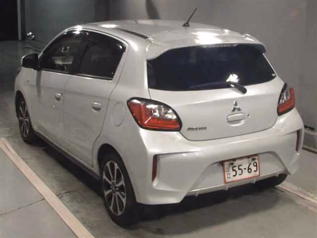 MITSUBISHI MIRAGE