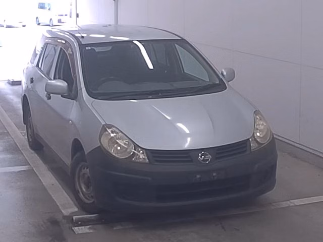 Nissan AD