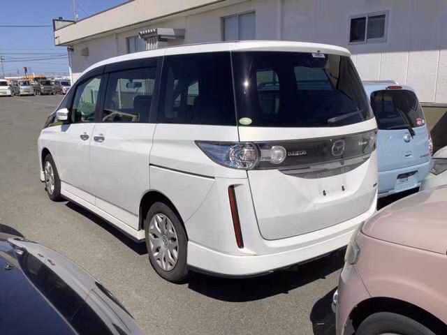 MAZDA BIANTE