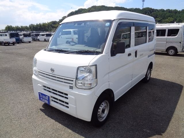 NISSAN NV100 CLIPPER