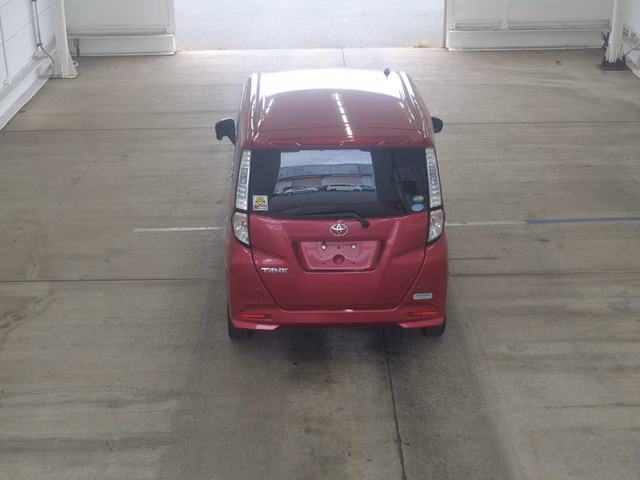 TOYOTA TANK