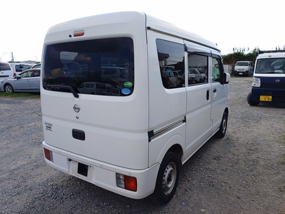 NISSAN NV100 CLIPPER