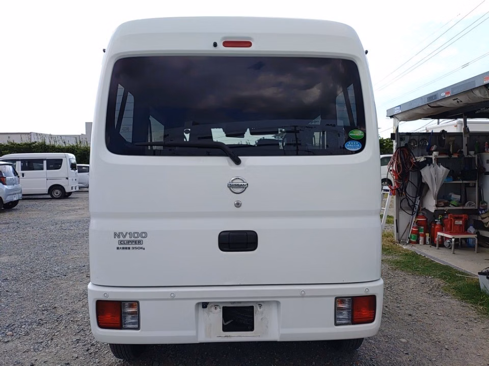 NISSAN NV100 CLIPPER