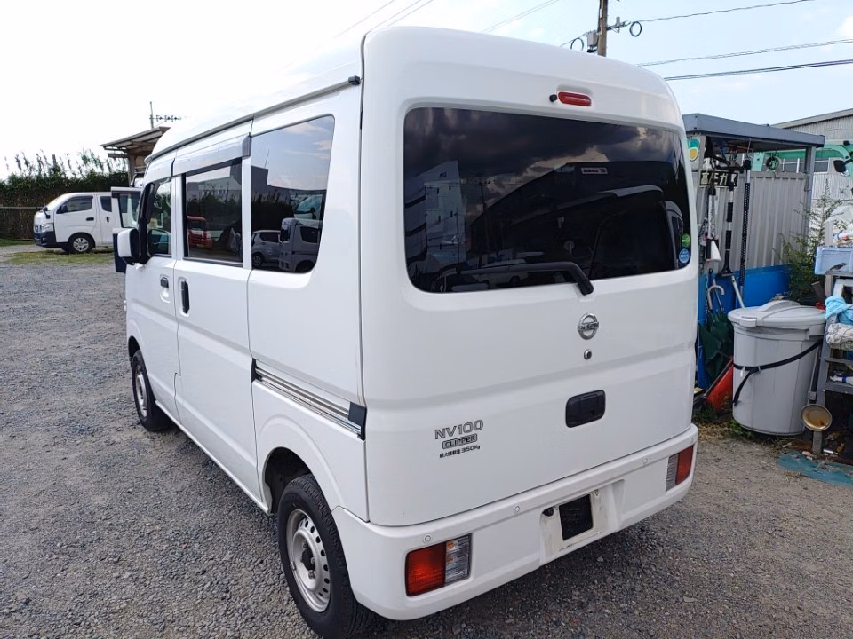 NISSAN NV100 CLIPPER