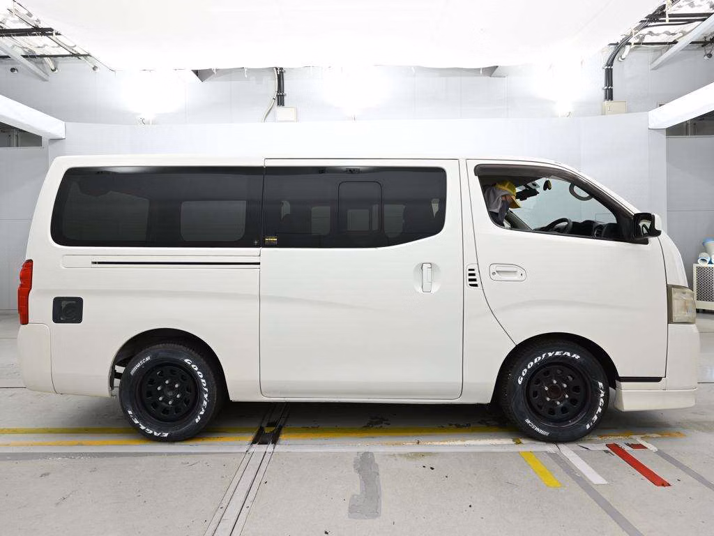 NISSAN NV350 CARAVAN