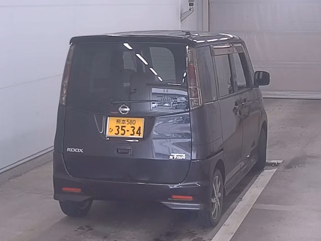 NISSAN ROOX