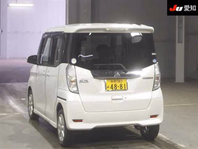 MITSUBISHI EK SPACE