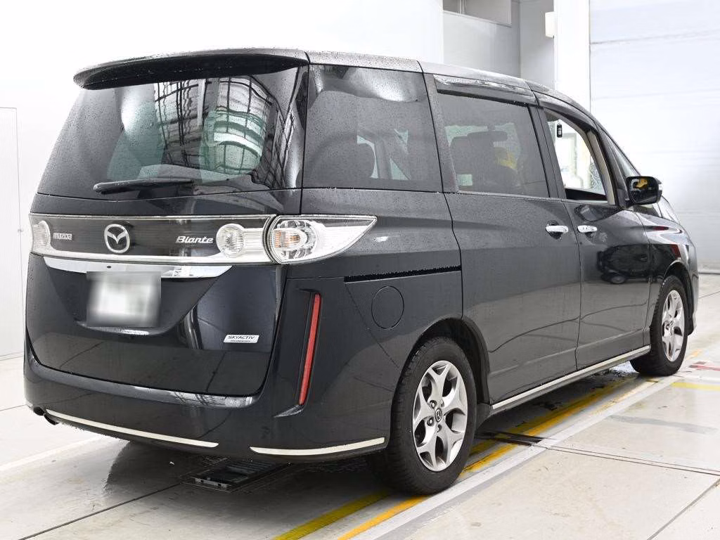 MAZDA BIANTE