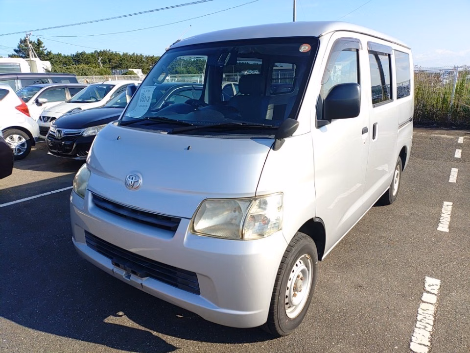 TOYOTA LITE ACE