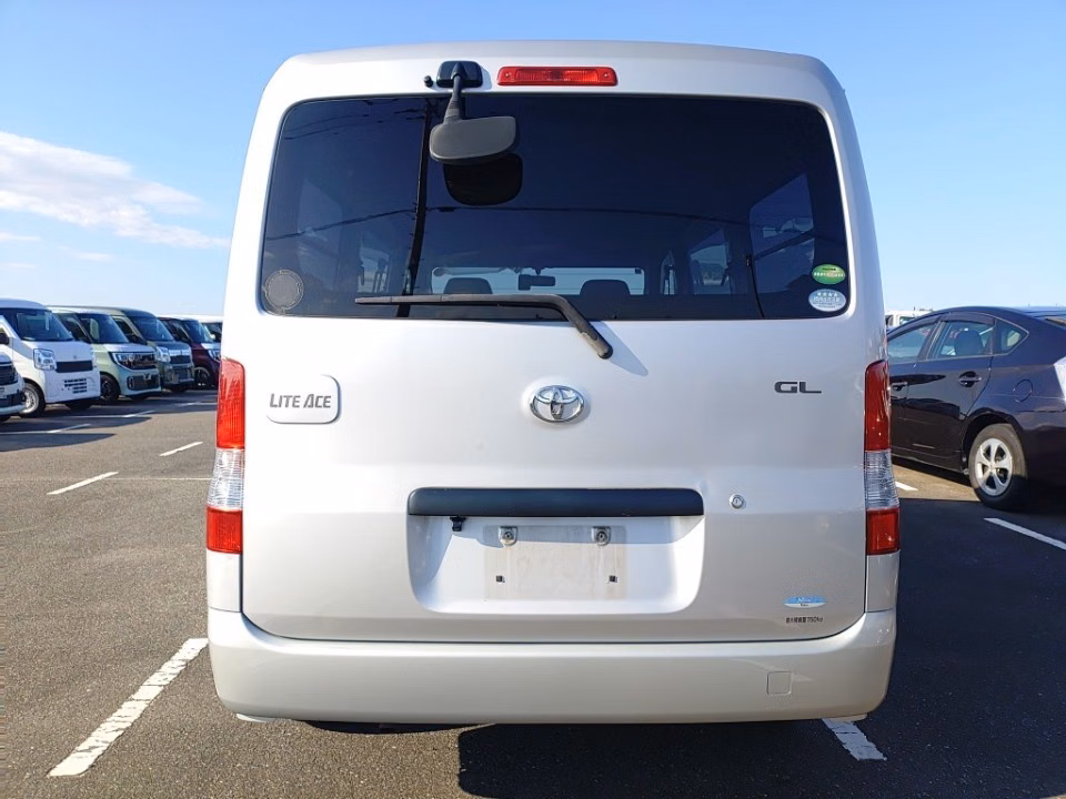 TOYOTA LITE ACE