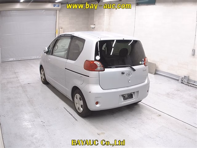 TOYOTA PORTE