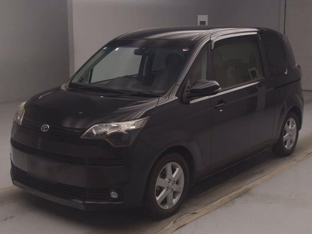 TOYOTA SPADE