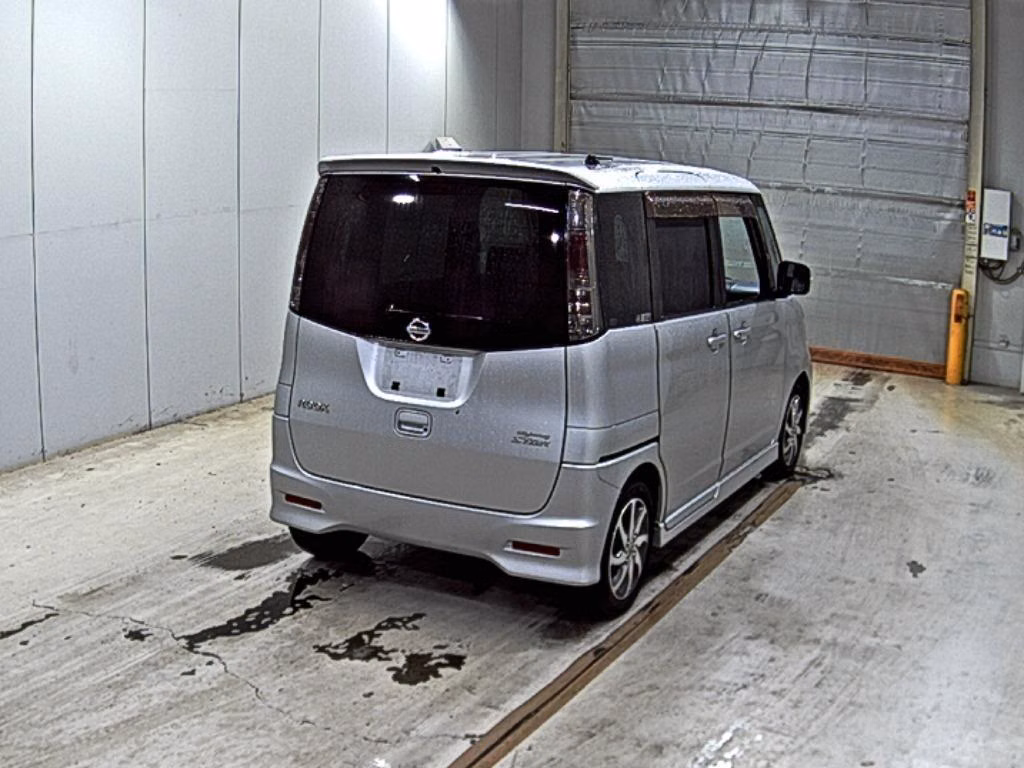NISSAN ROOX