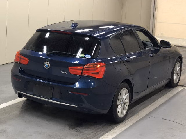 BMW 1-SERIES