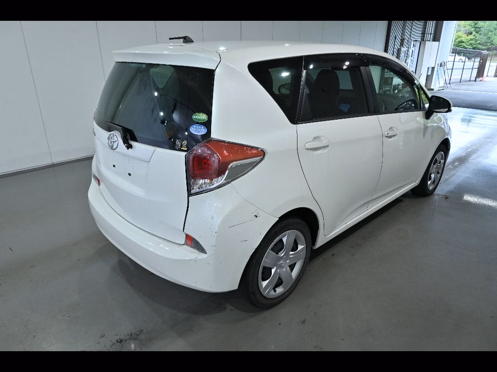 TOYOTA RACTIS