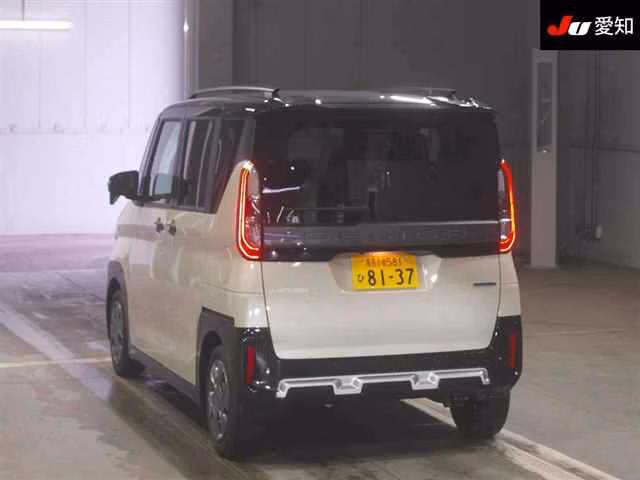 MITSUBISHI DELICA MINI