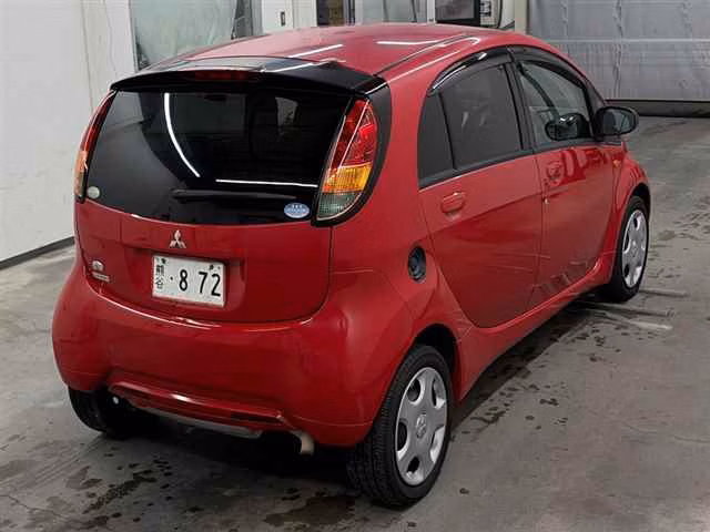 MITSUBISHI I