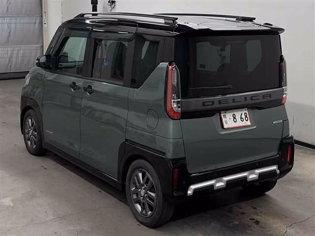 MITSUBISHI DELICA MINI