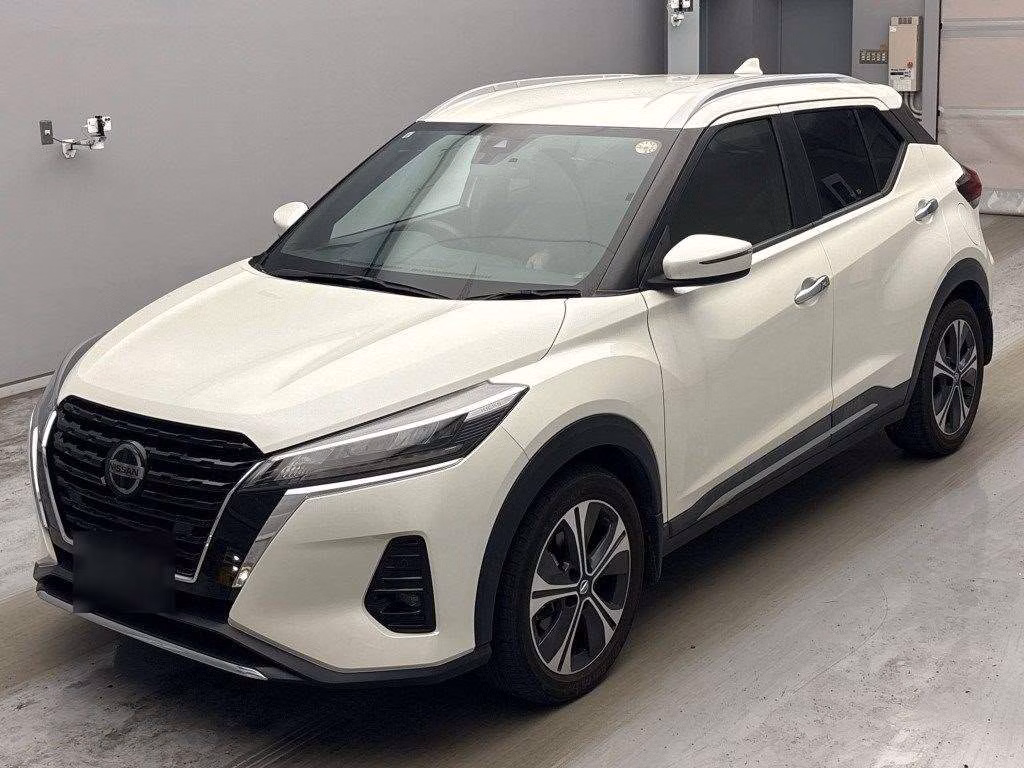 NISSAN KICKS