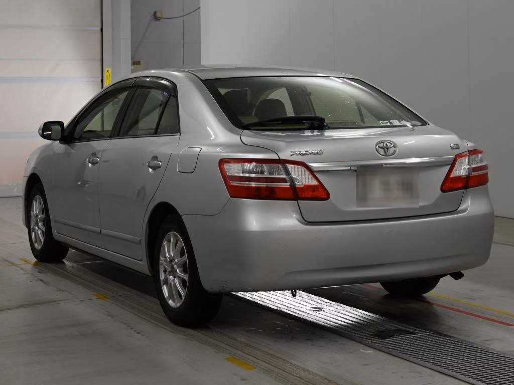 TOYOTA PREMIO