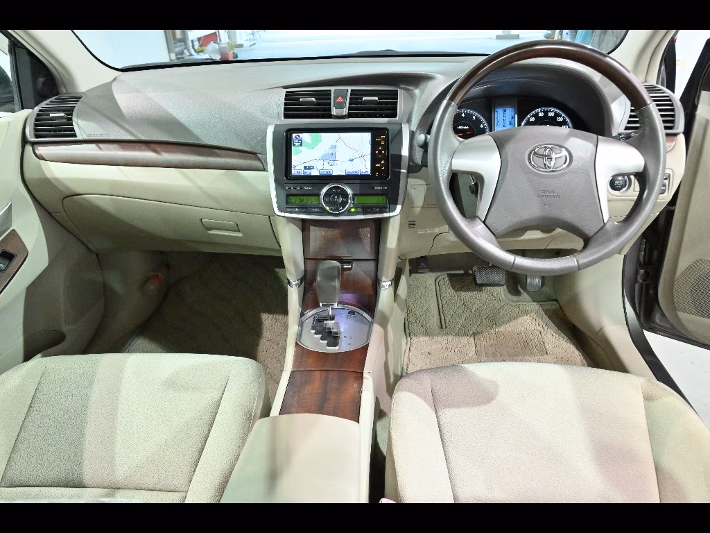 TOYOTA PREMIO