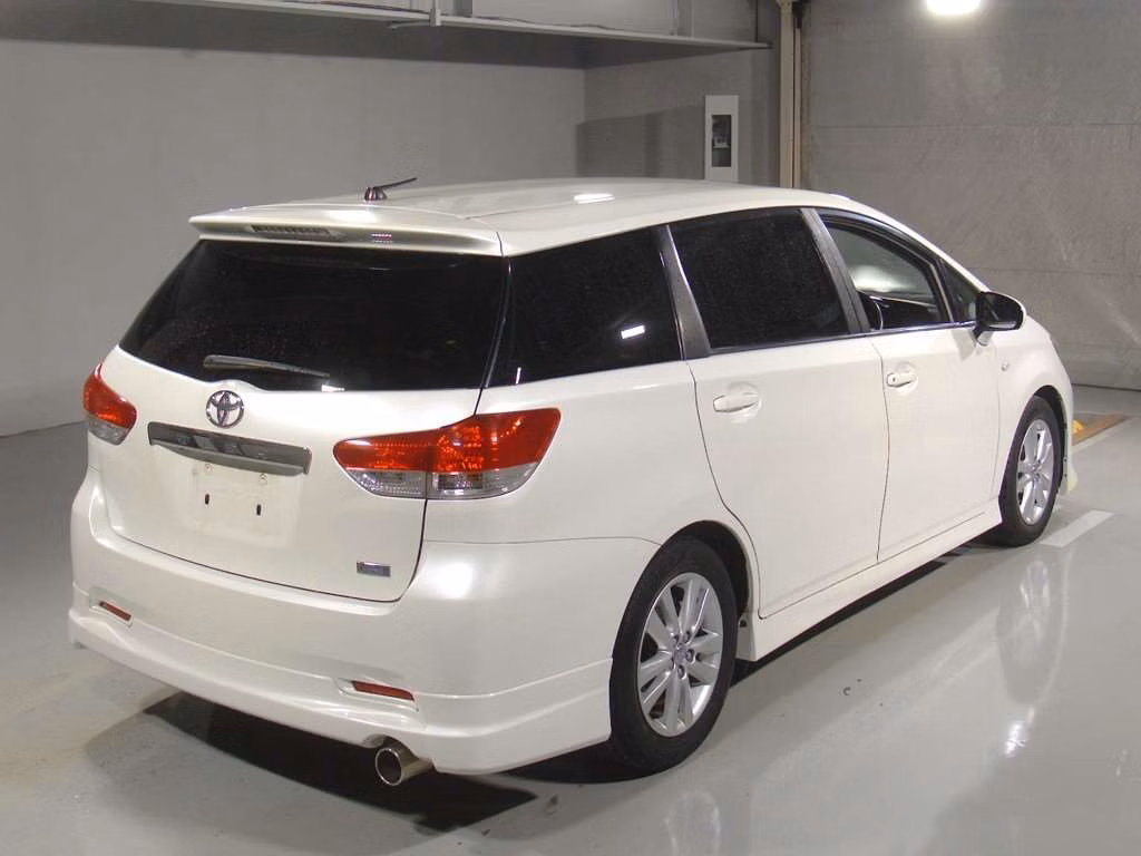 TOYOTA WISH