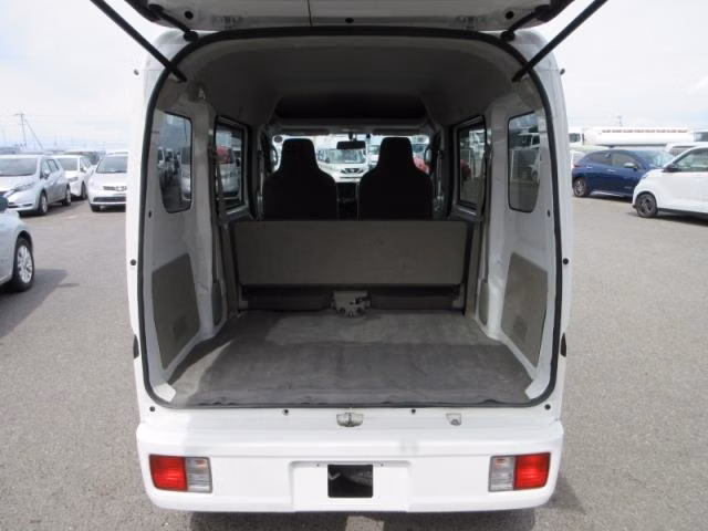 NISSAN NV100 CLIPPER