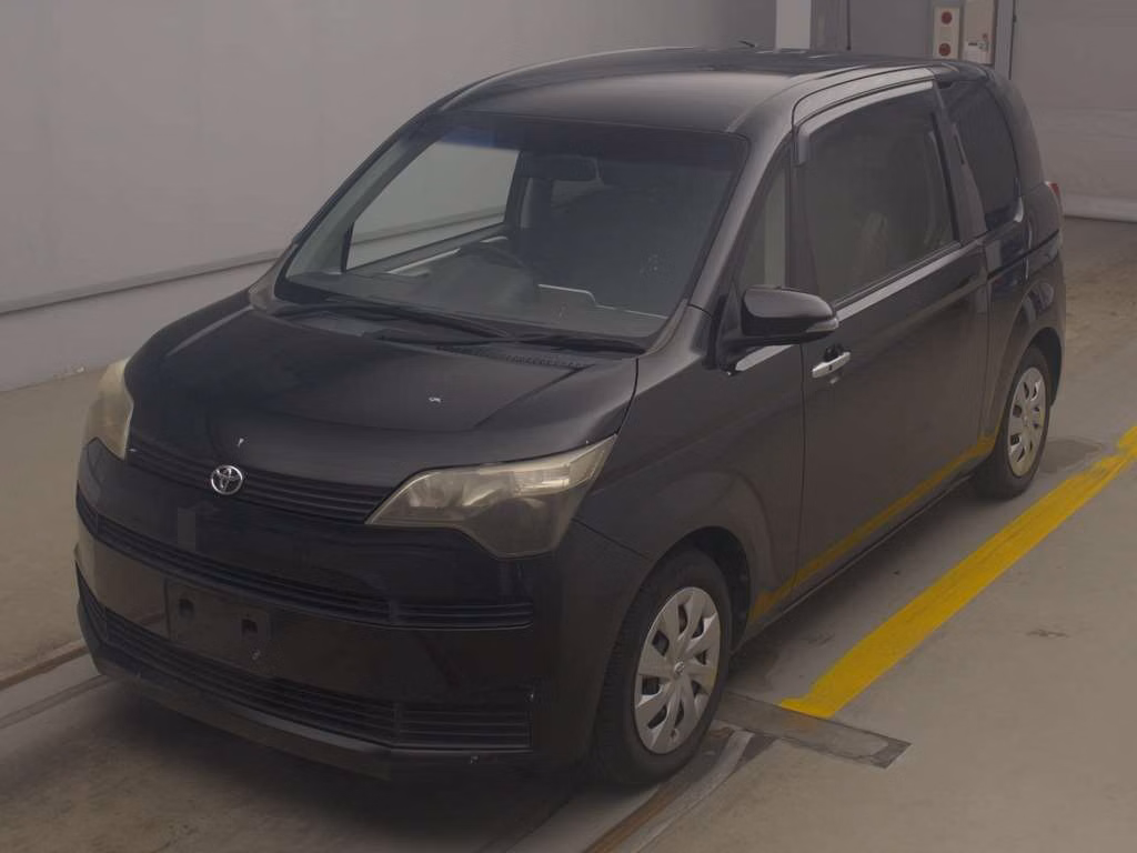 TOYOTA SPADE
