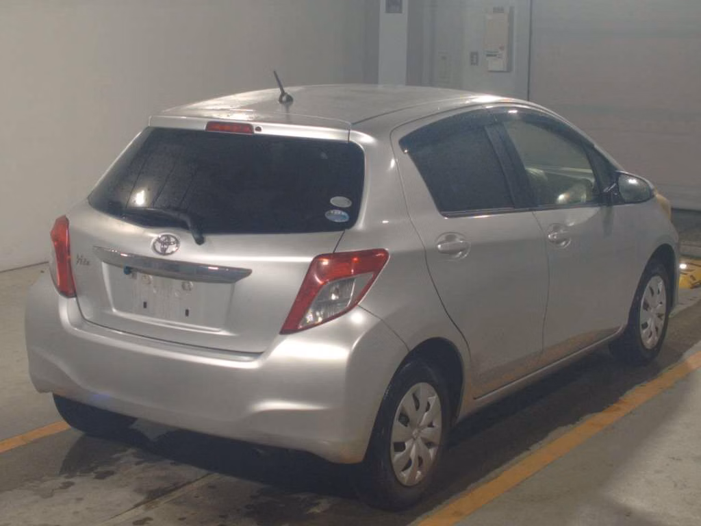TOYOTA VITZ