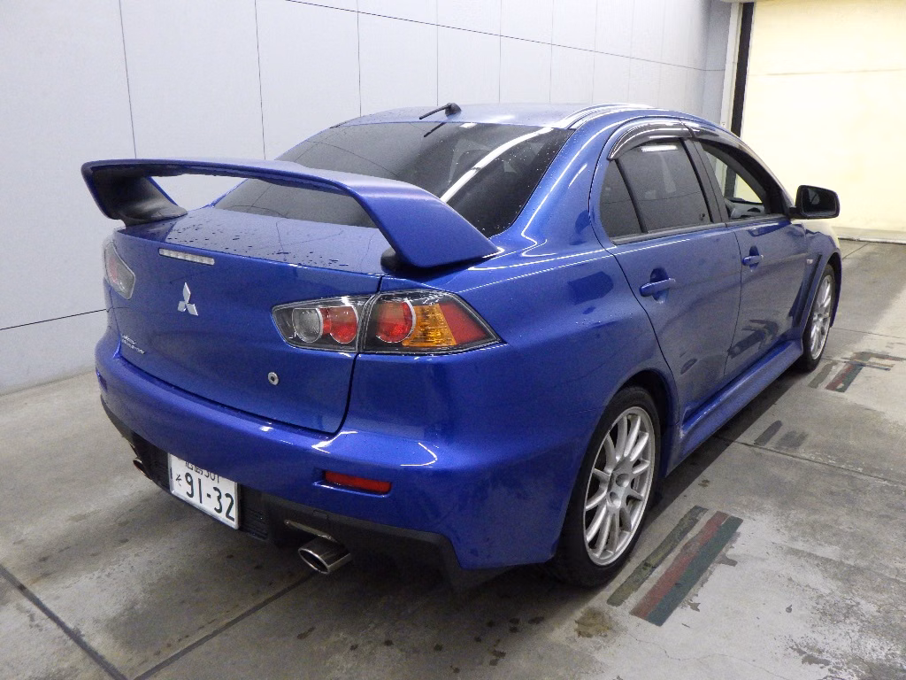 MITSUBISHI LANCER EVOLUTION